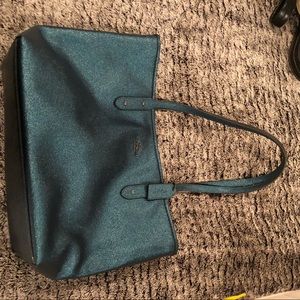 Coach Tote with zipper large